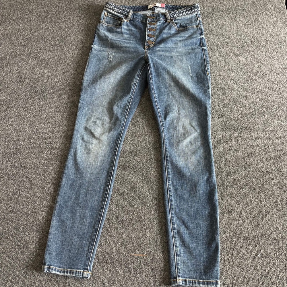 Cabi Jeans 5694 Women 8 Blue Button Fly Skinny Braided Waist Distressed Denim